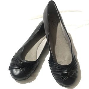 NWOT 6.5 Life Stride Work Professional Ballet Flat